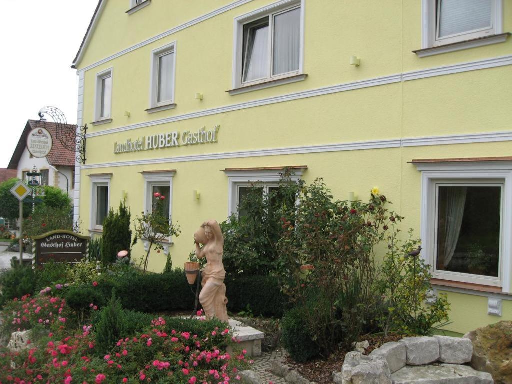 Landhotel Gasthof Huber Merching Экстерьер фото