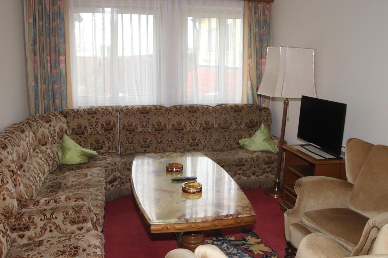 Landhotel Gasthof Huber Merching Экстерьер фото